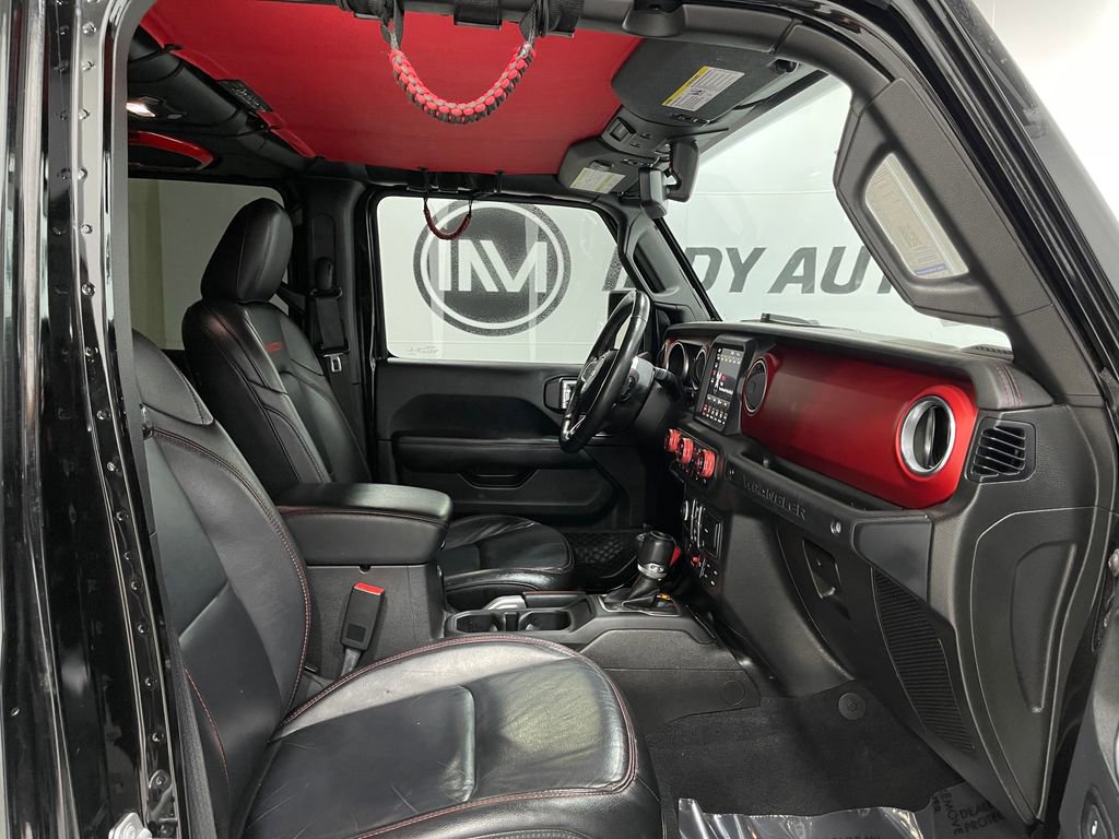 Used 2018 Jeep Wrangler Unlimited Rubicon image 30