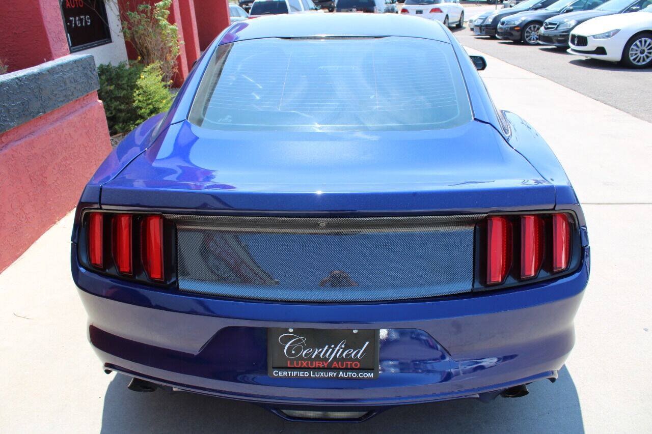 Used 2016 Ford Mustang Coupe RWD image 4