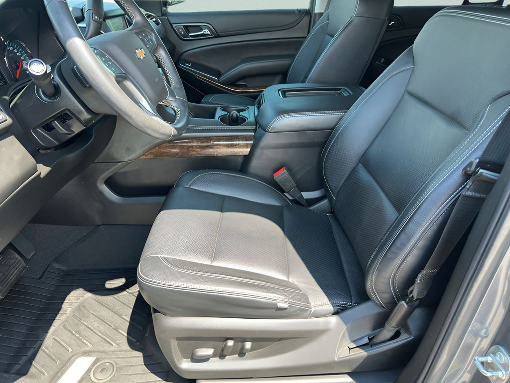 Used 2020 Chevrolet Tahoe LS w/ Enhanced Driver Alert Package RWD image 10