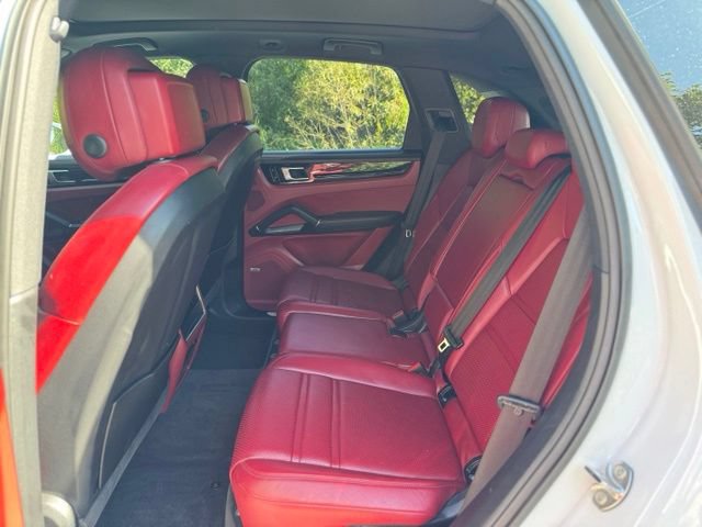 Used 2019 Porsche Cayenne S AWD/4WD image 13
