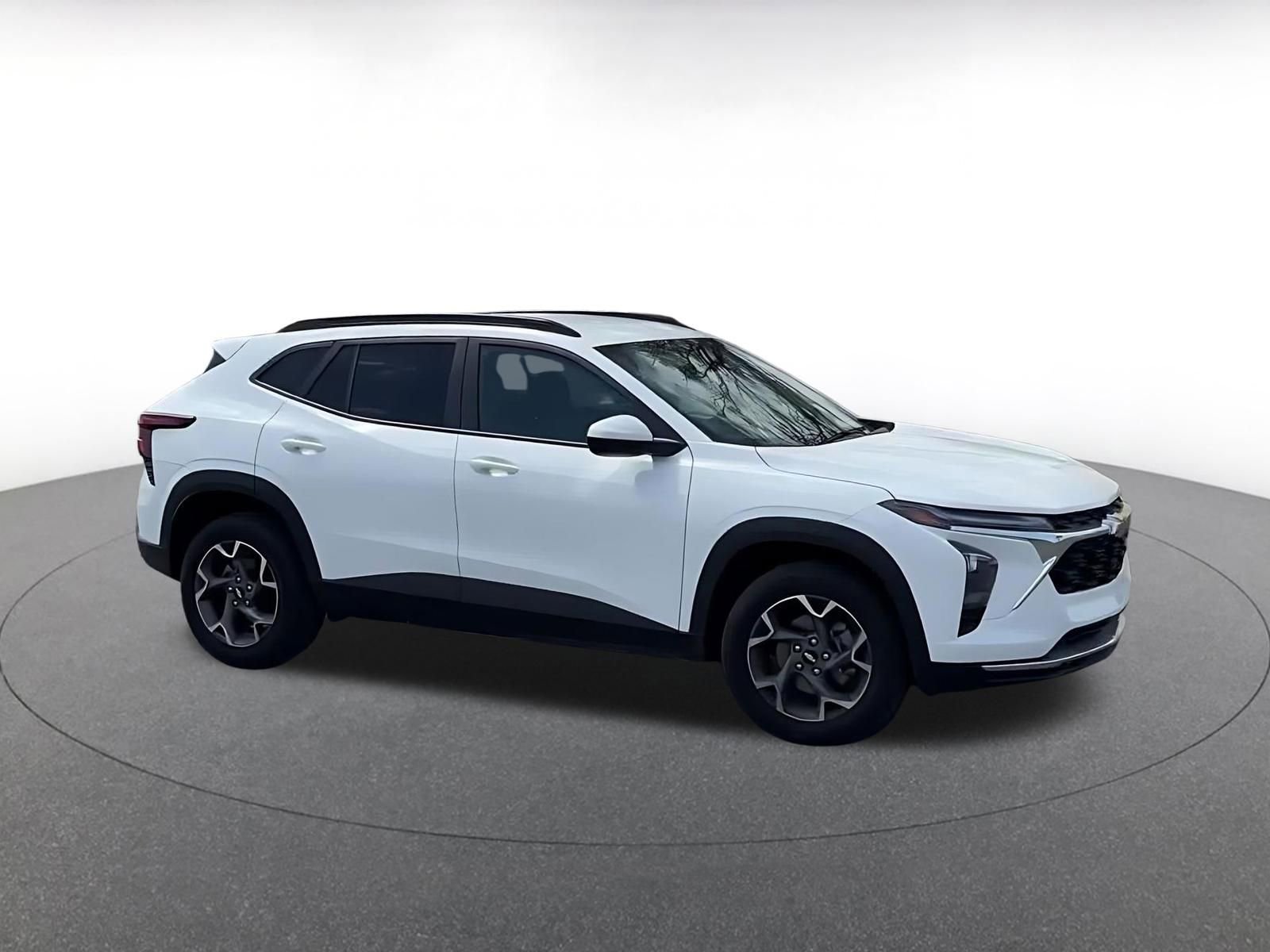 Used 2025 Chevrolet Trax LT video 2