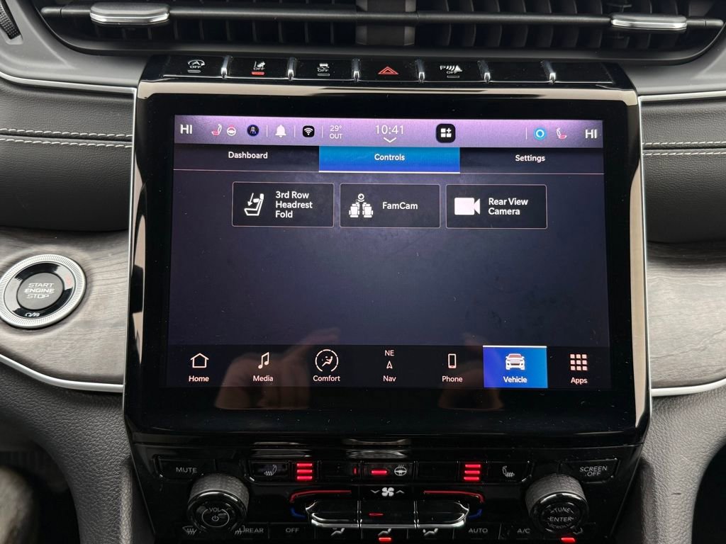 Used 2023 Jeep Grand Cherokee L Limited image 23