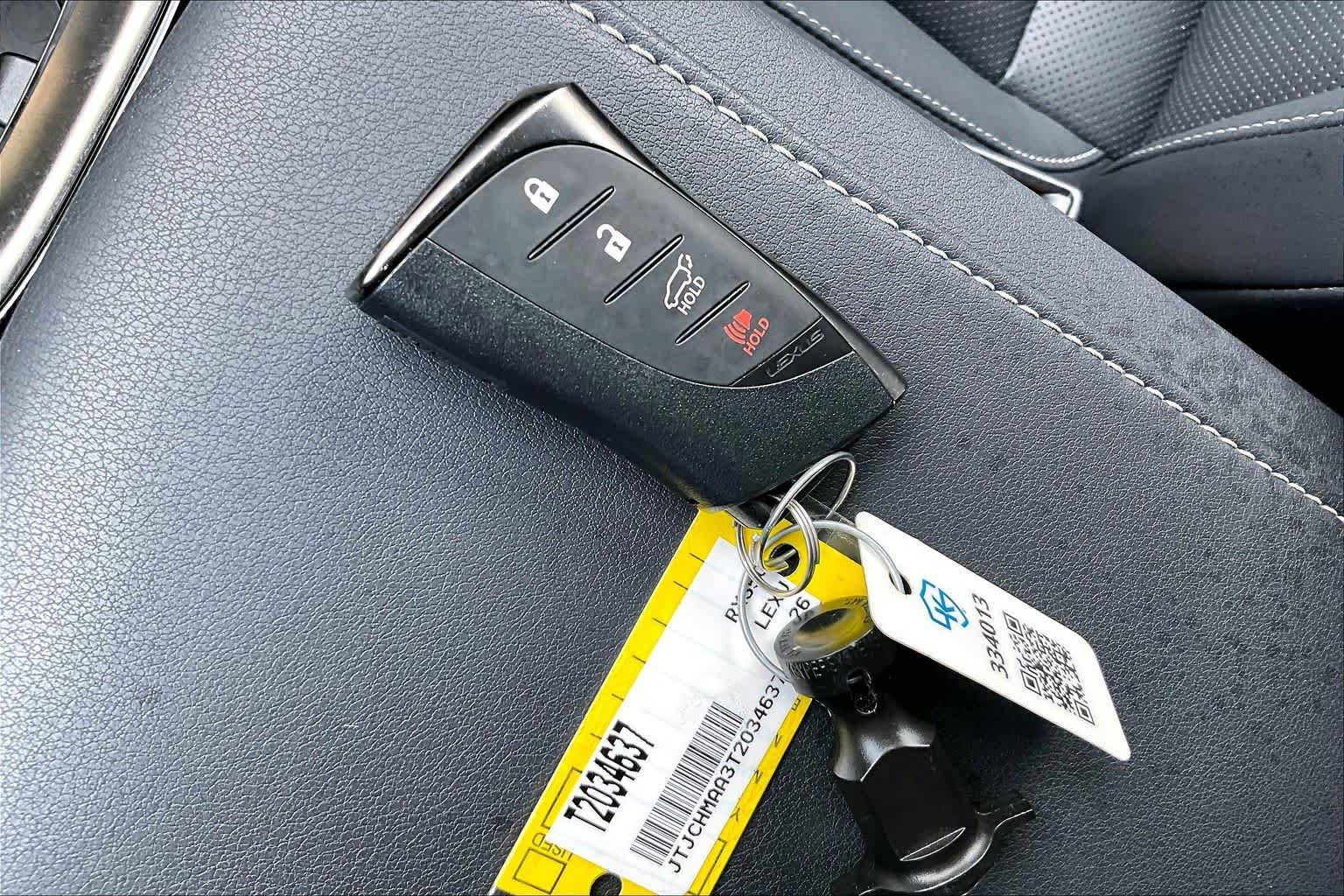 Used 2026 Lexus RX 350 Premium w/ Accessory Package (Z1) FWD image 15