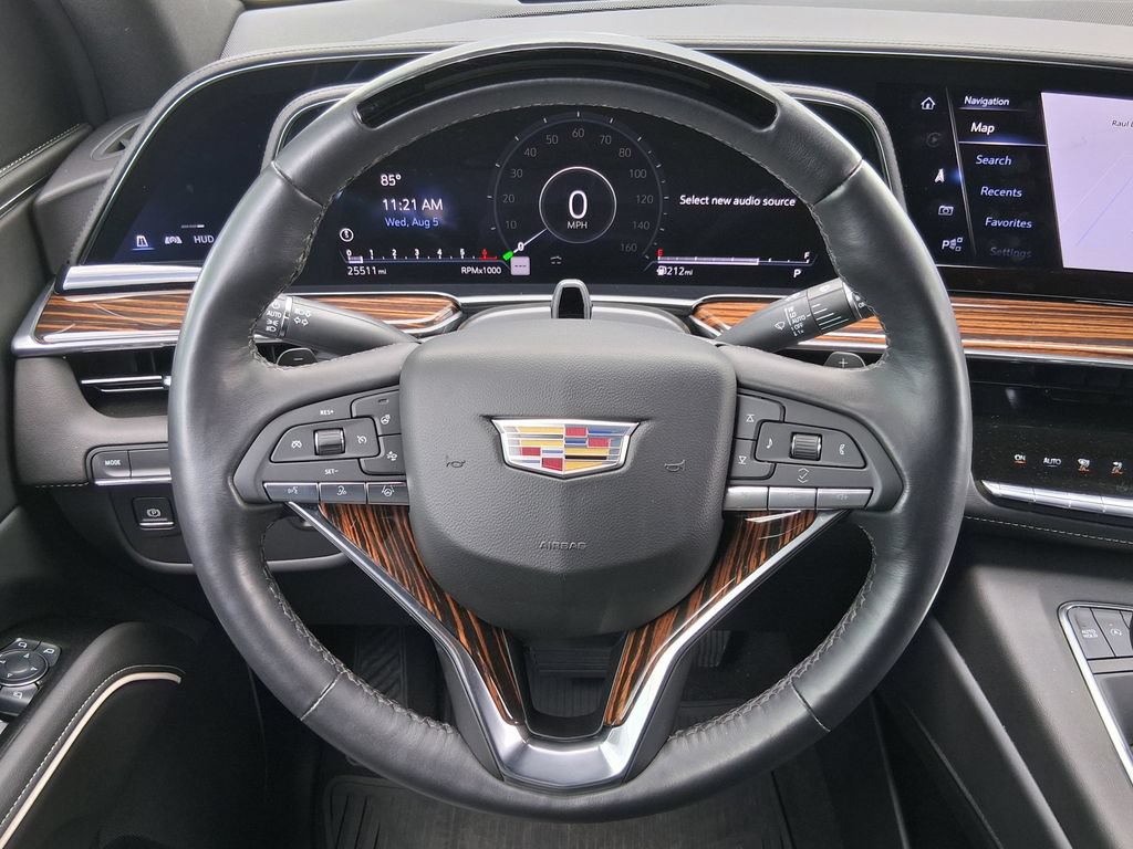 Used 2024 Cadillac Escalade Premium Luxury RWD image 11