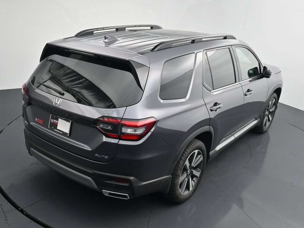 Used 2023 Honda Pilot Elite image 15