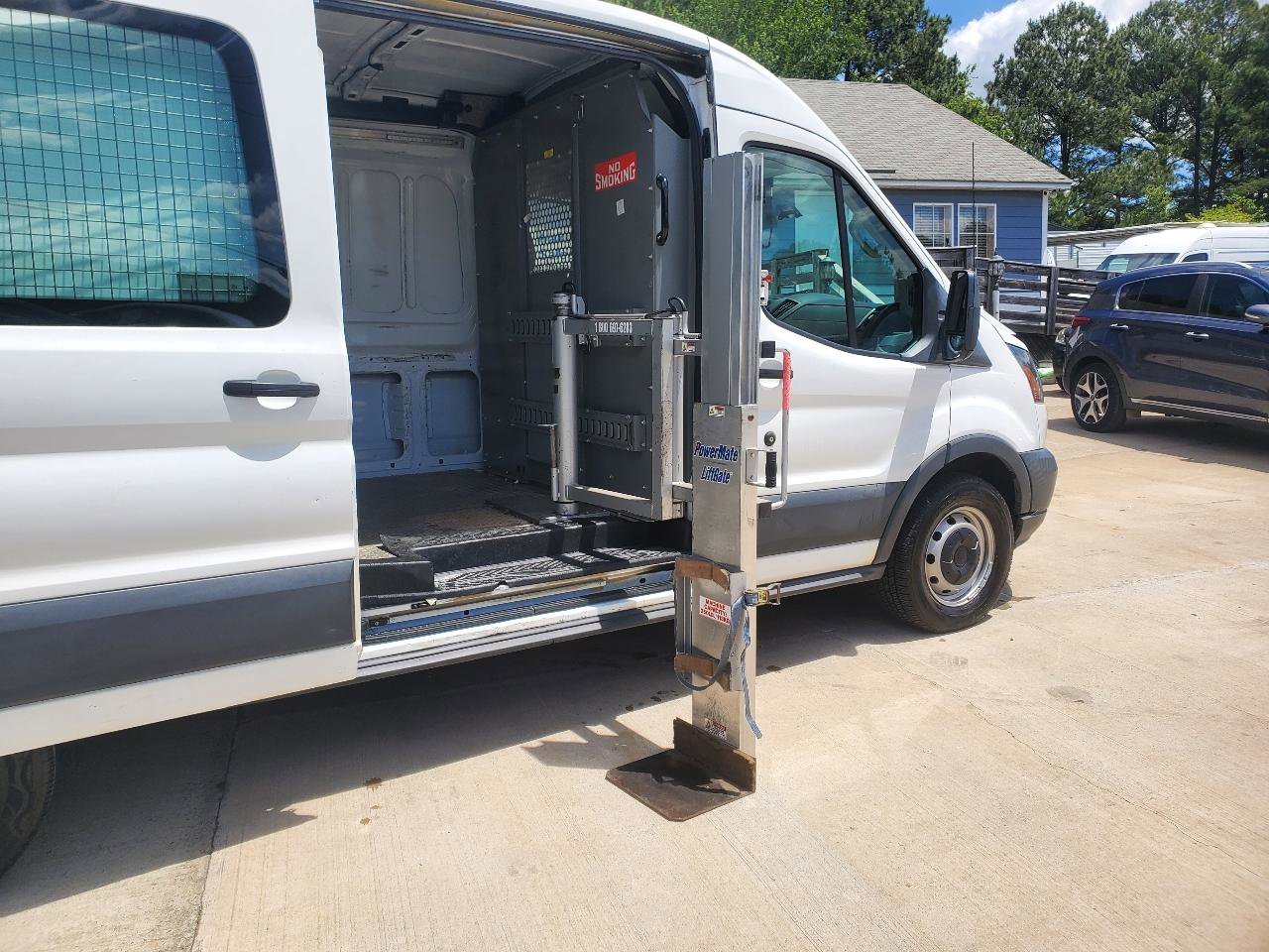 Used 2018 Ford Transit 350 148 Medium Roof RWD image 6