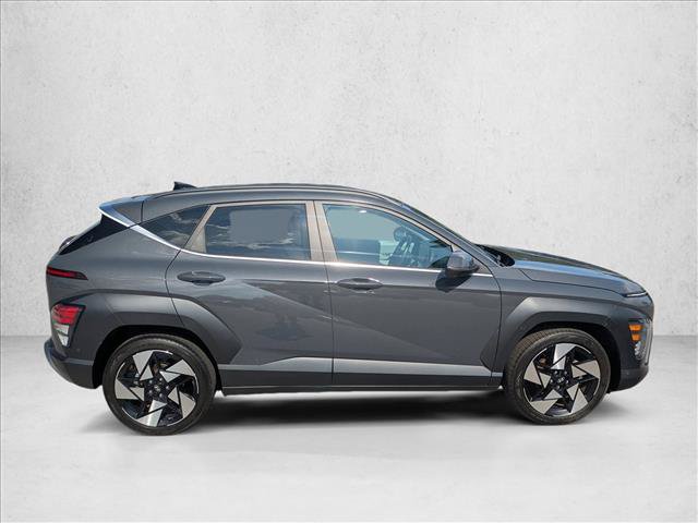 Used 2024 Hyundai Kona Limited FWD image 4