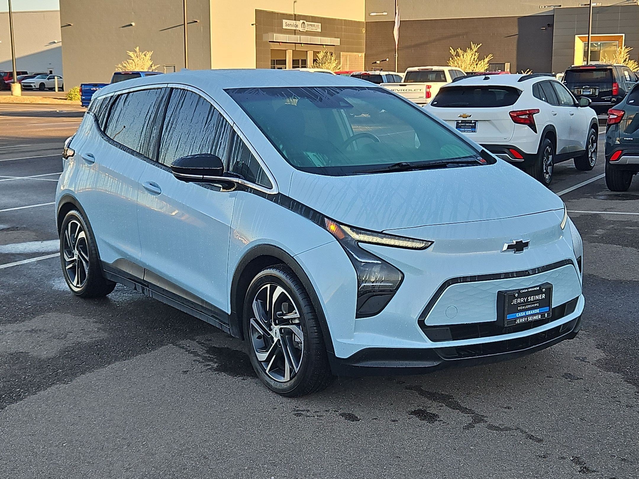Certified 2023 Chevrolet Bolt LT w/ Infotainment Package FWD image 7