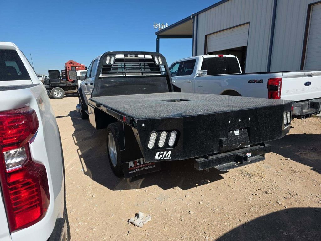 Used 2025 RAM 5500 4x4 Crew Cab image 3