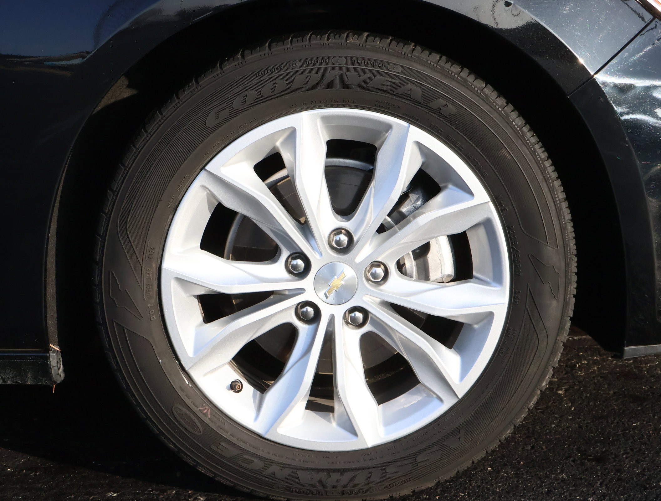 Used 2024 Chevrolet Malibu LT image 23