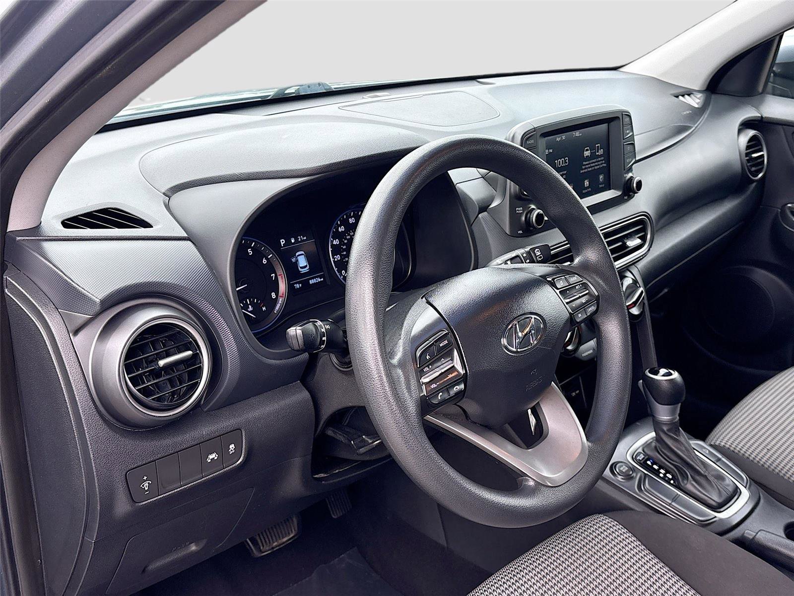 Used 2021 Hyundai Kona SE FWD image 9