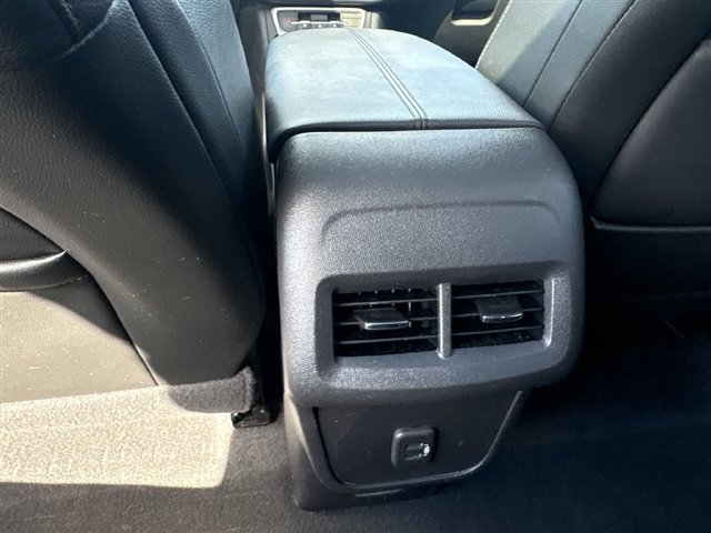 Certified 2023 GMC Terrain SLT w/ Elevation Edition FWD image 21
