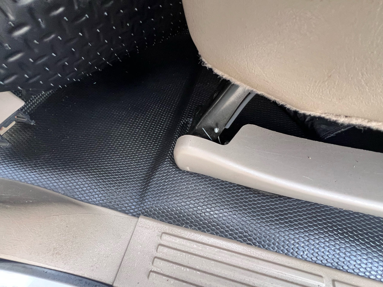 Used 2004 Chevrolet Silverado 2500 W/T image 50