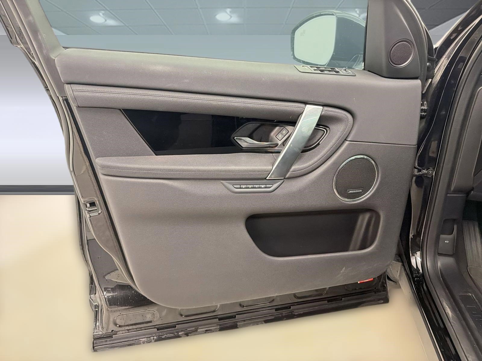 Used 2024 Land Rover Discovery Sport S AWD/4WD image 18