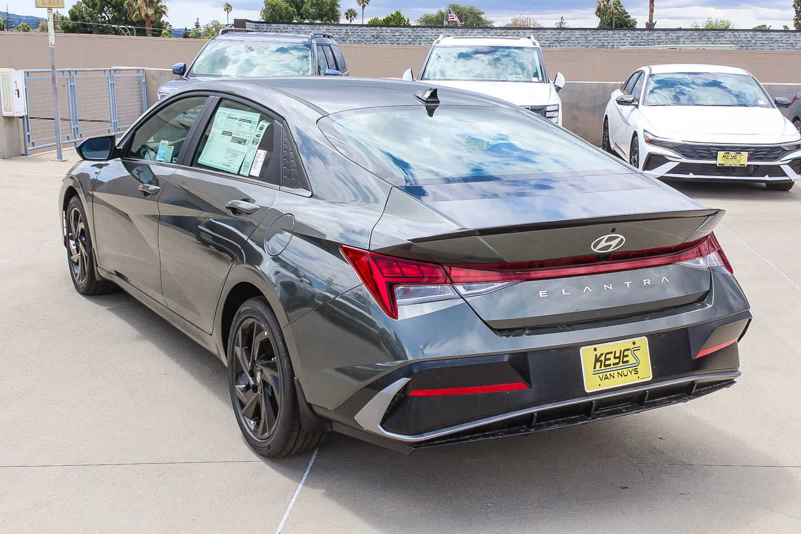 New 2026 Hyundai Elantra N Line FWD image 7