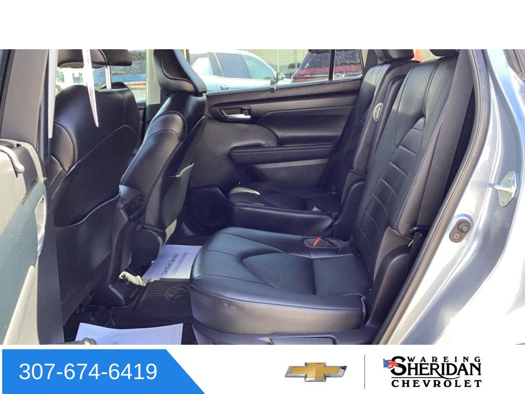 Used 2022 Toyota Highlander XLE image 39