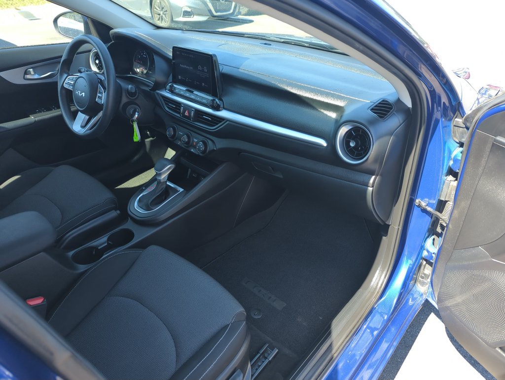 Used 2023 Kia Forte LXS FWD image 34