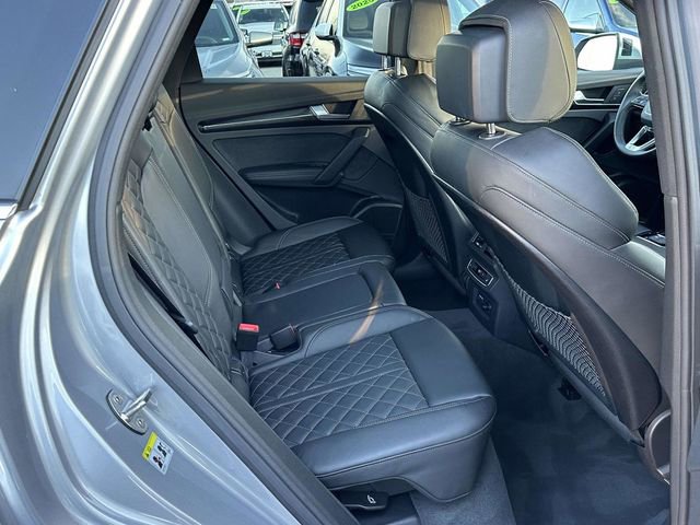 Used 2023 Audi SQ5 Prestige image 20