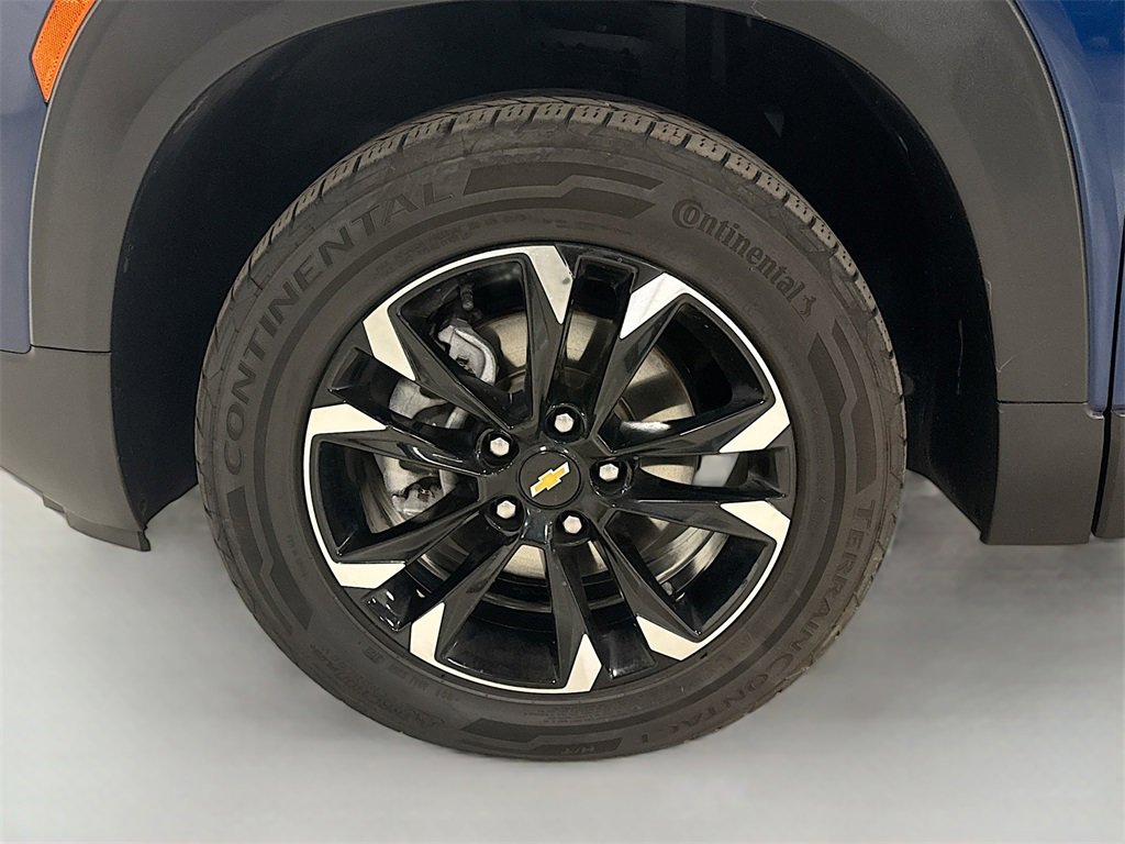 Used 2022 Chevrolet TrailBlazer LT w/ LPO, Blackout Package image 28