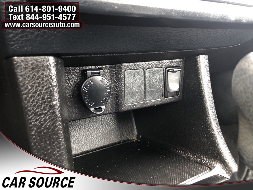 Used 2016 Toyota Corolla L image 20