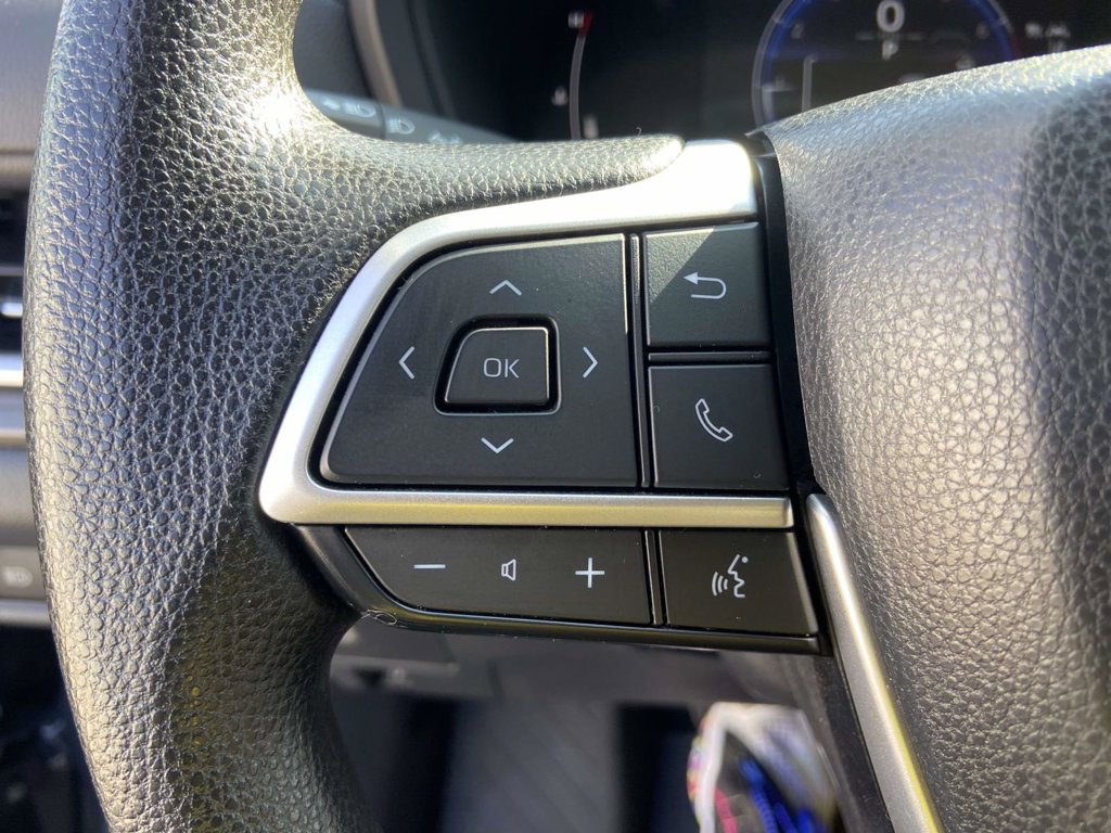 Used 2025 Toyota Grand Highlander FWD image 33