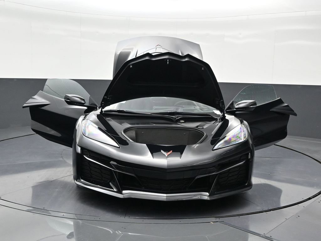 Used 2026 Chevrolet Corvette Z06 image 35