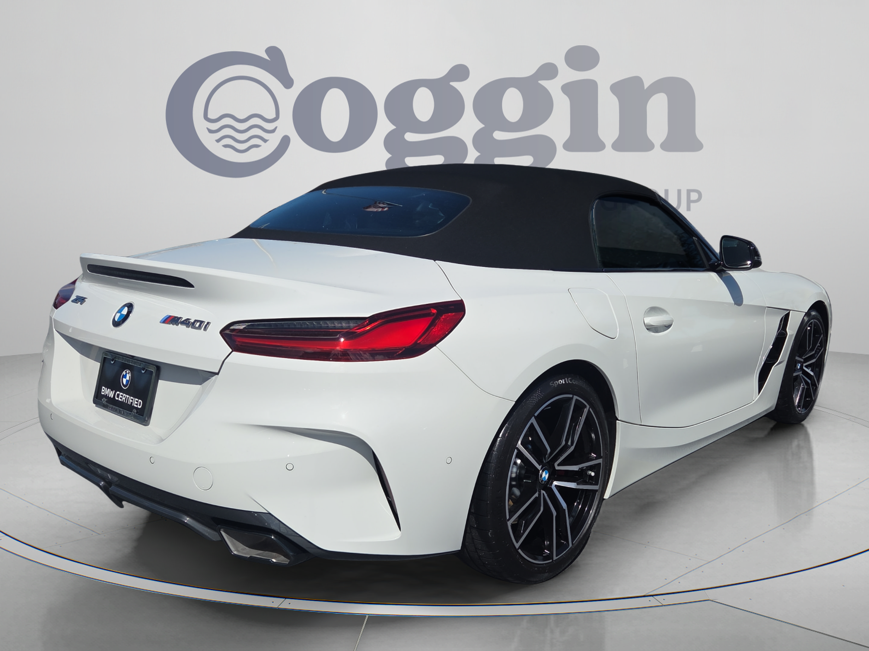 Certified 2026 BMW Z4 M40i w/ Premium Package RWD image 5