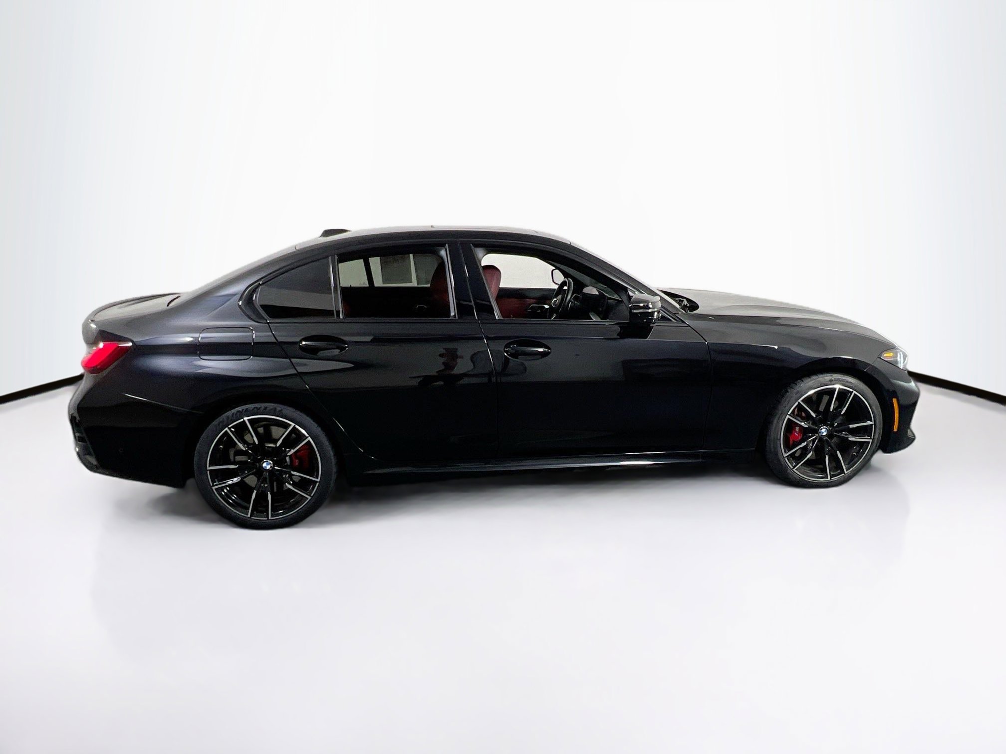 Used 2023 BMW M340i xDrive image 4