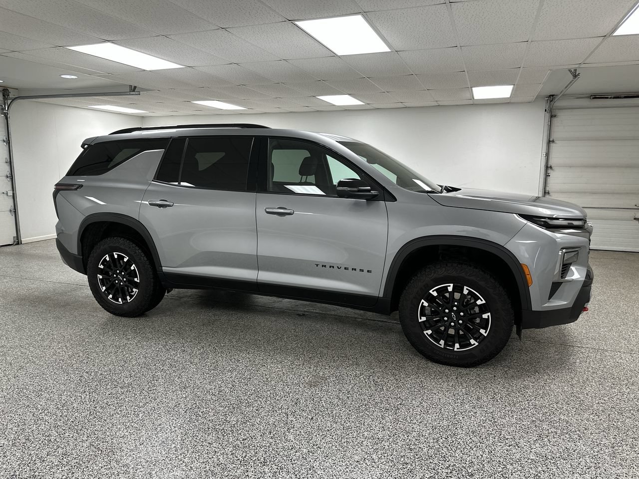 Used 2024 Chevrolet Traverse Z71 AWD/4WD image 1