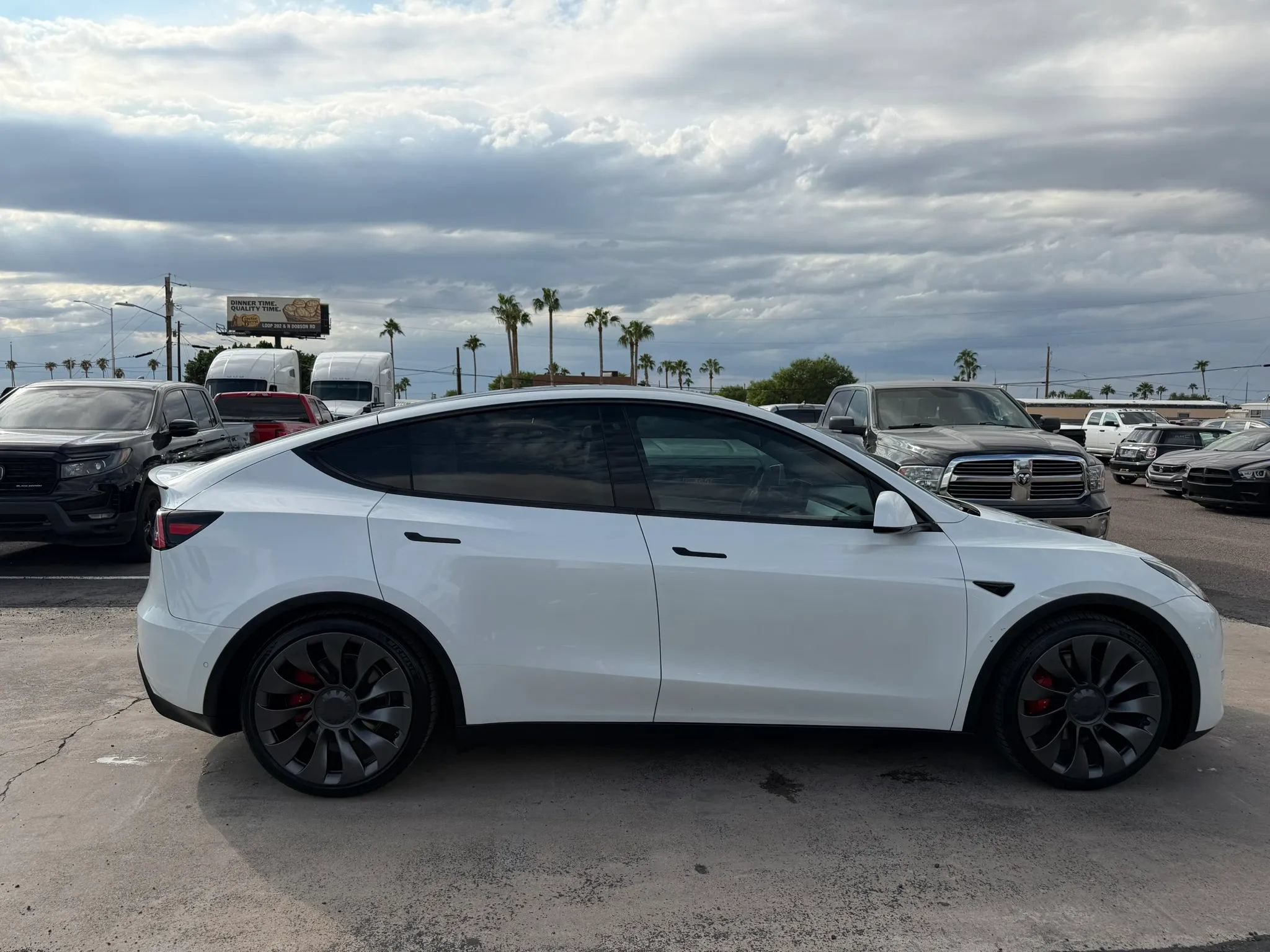 Used 2020 Tesla Model Y Performance AWD/4WD image 11