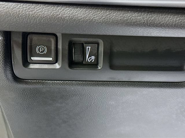 Used 2024 Cadillac XT4 Sport FWD image 10