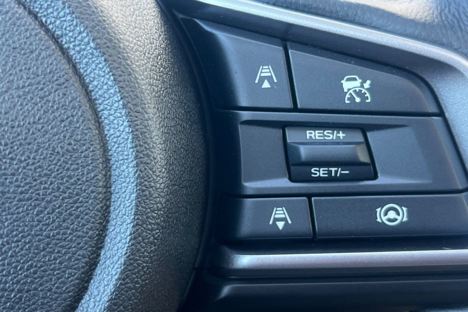 New 2025 Subaru Outback Limited image 30