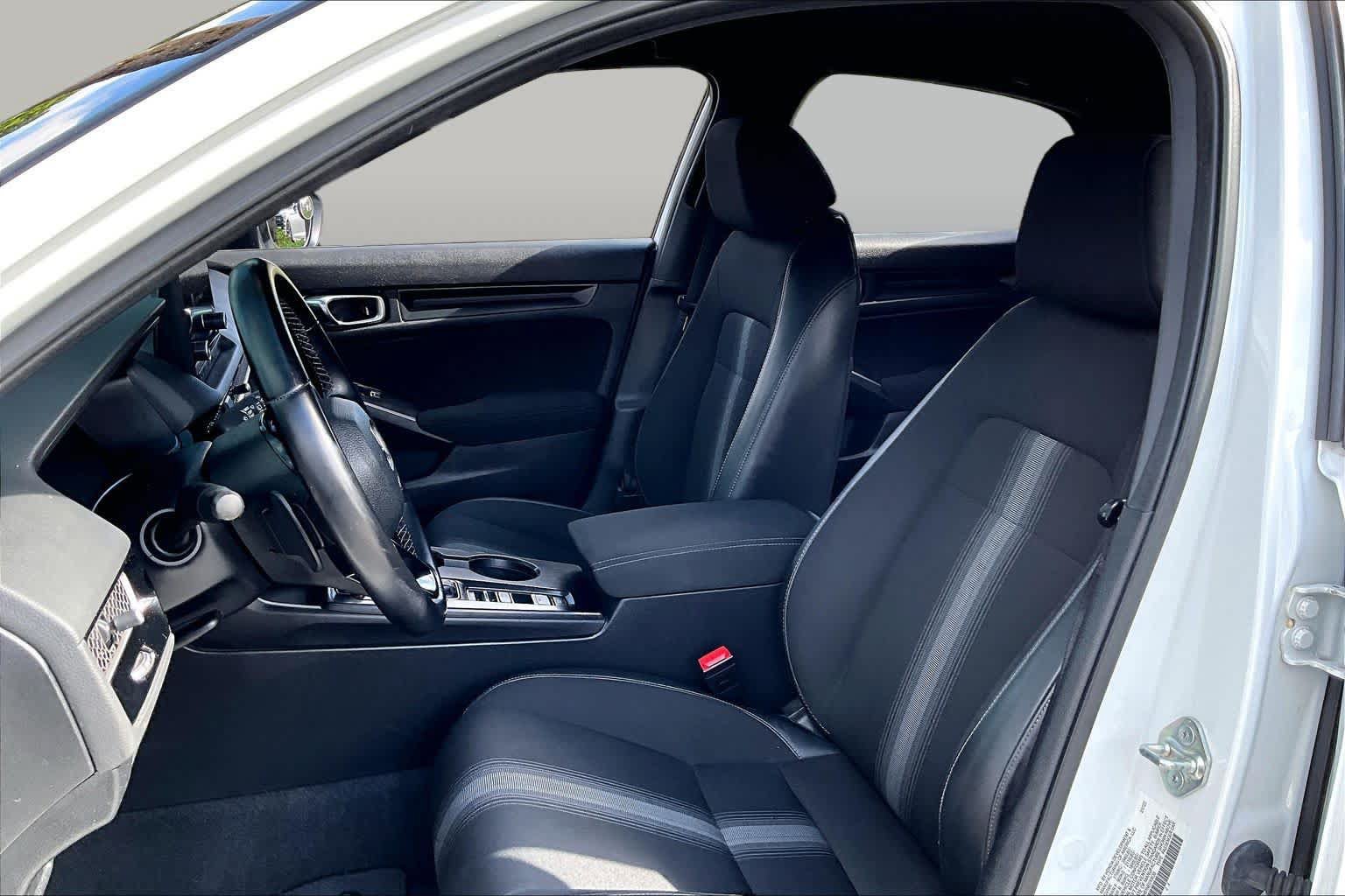 Used 2022 Honda Civic Sport image 8