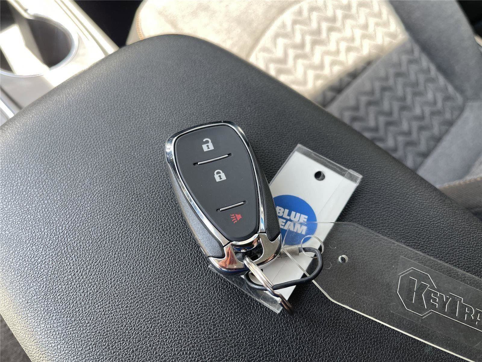 Used 2023 Chevrolet Equinox LT image 40