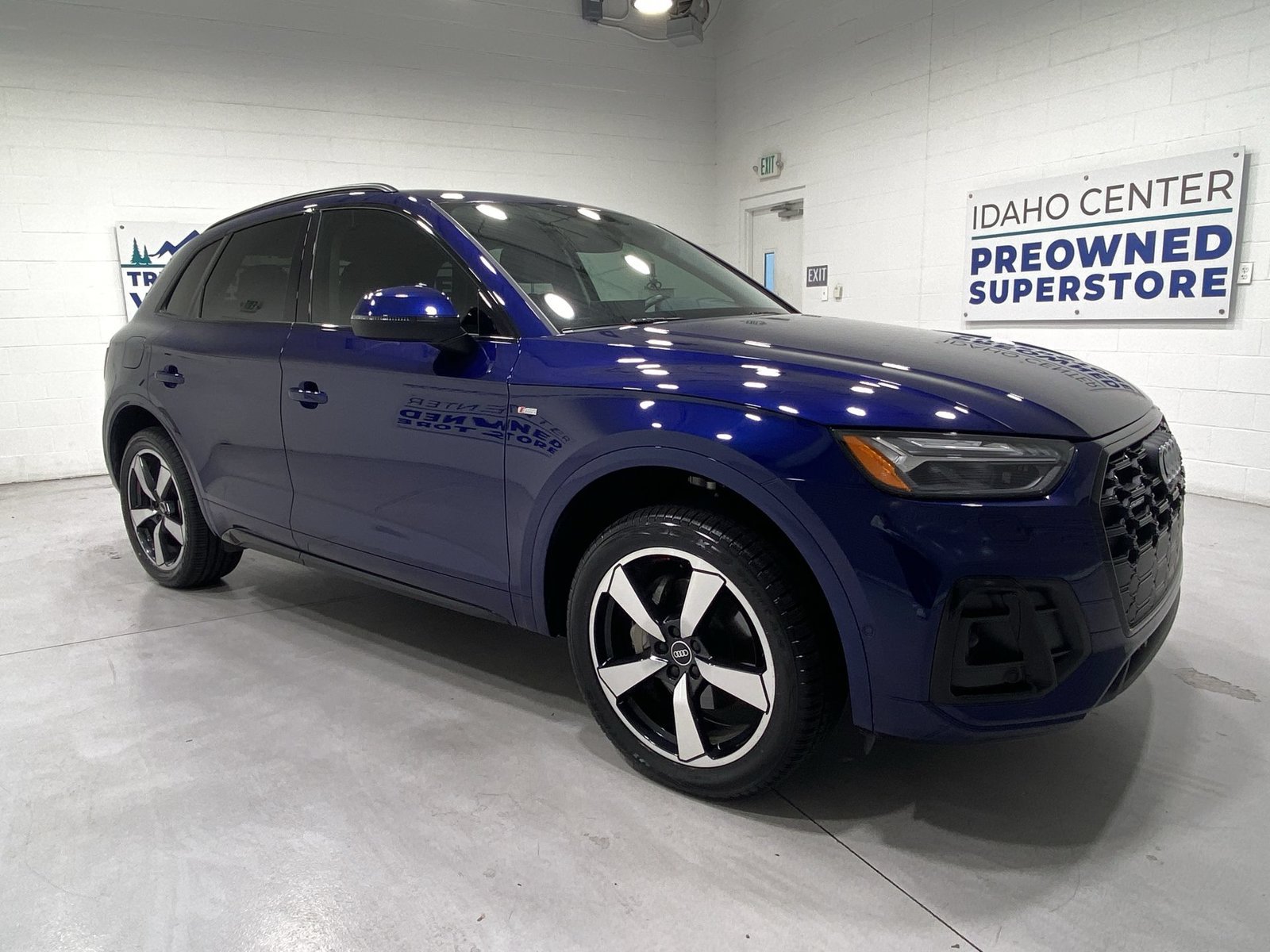 Used 2022 Audi Q5 2.0T Prestige AWD/4WD image 2