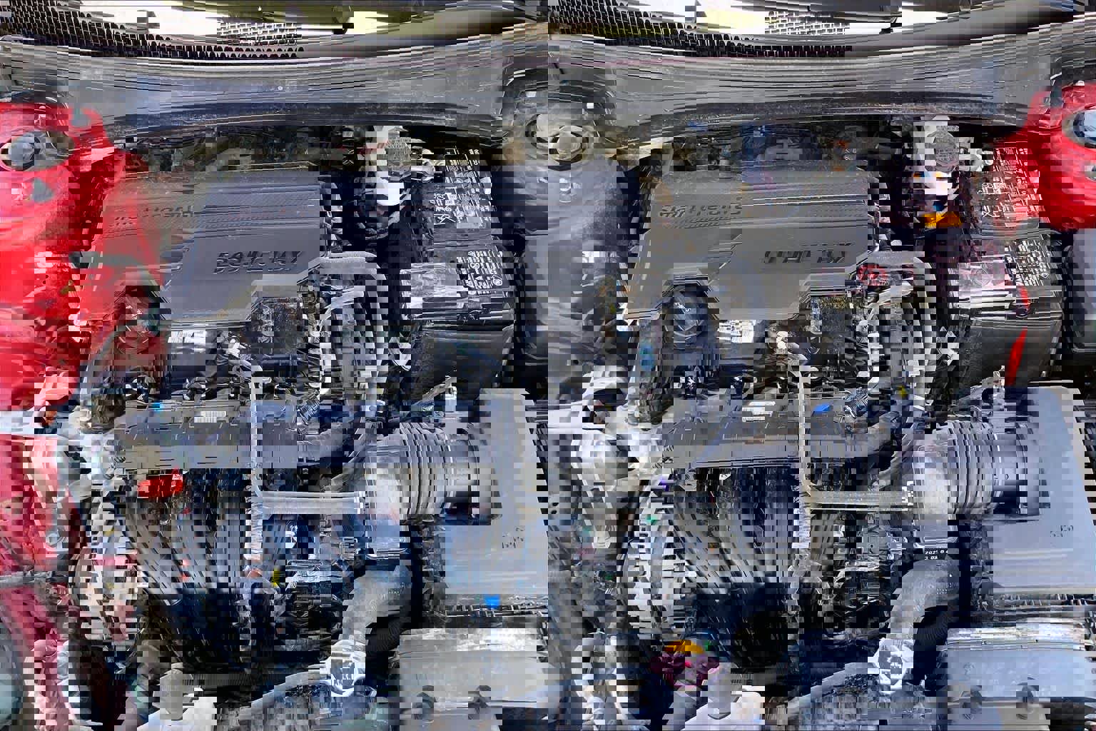 Used 2023 Hyundai Elantra SEL w/ Preferred Accessory Package FWD image 32