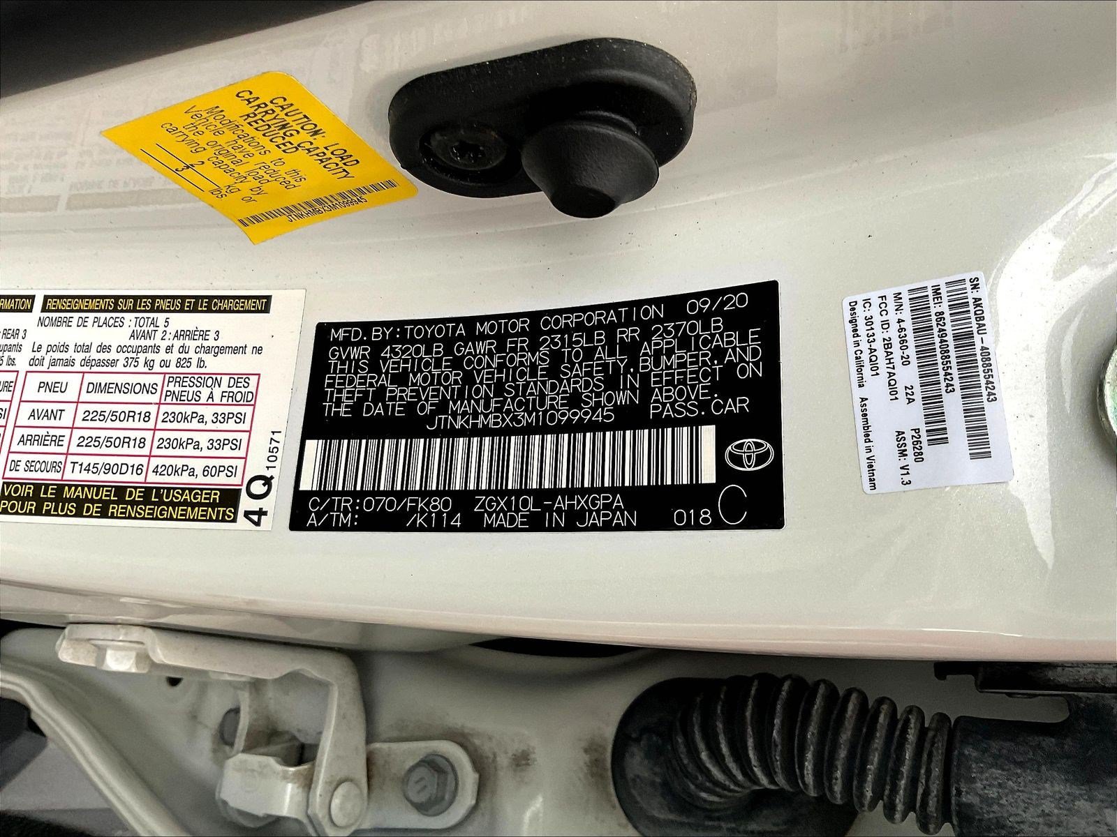 Used 2021 Toyota C-HR XLE FWD image 18