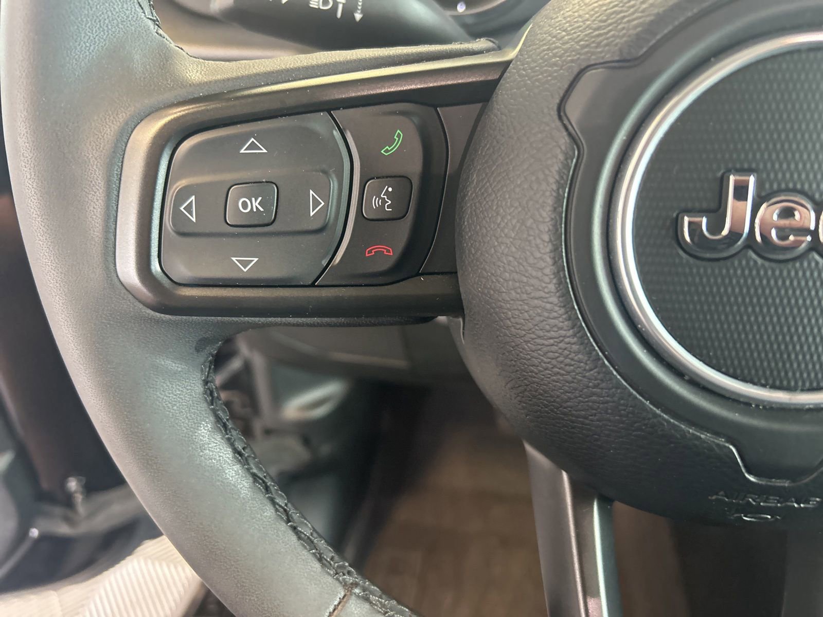 Used 2023 Jeep Wrangler Unlimited w/ Cold Weather Group AWD/4WD image 22