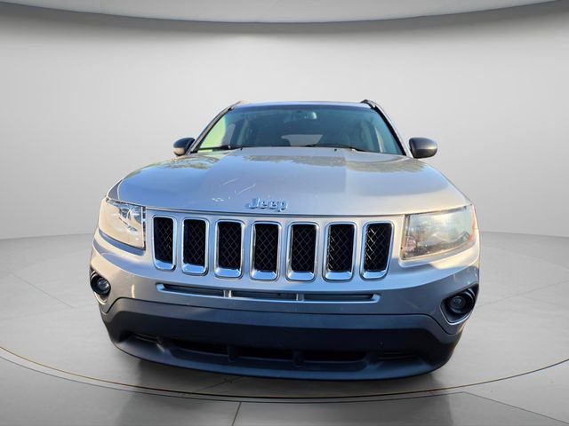 Used 2017 Jeep Compass Sport w/ Power Value Group AWD/4WD image 3