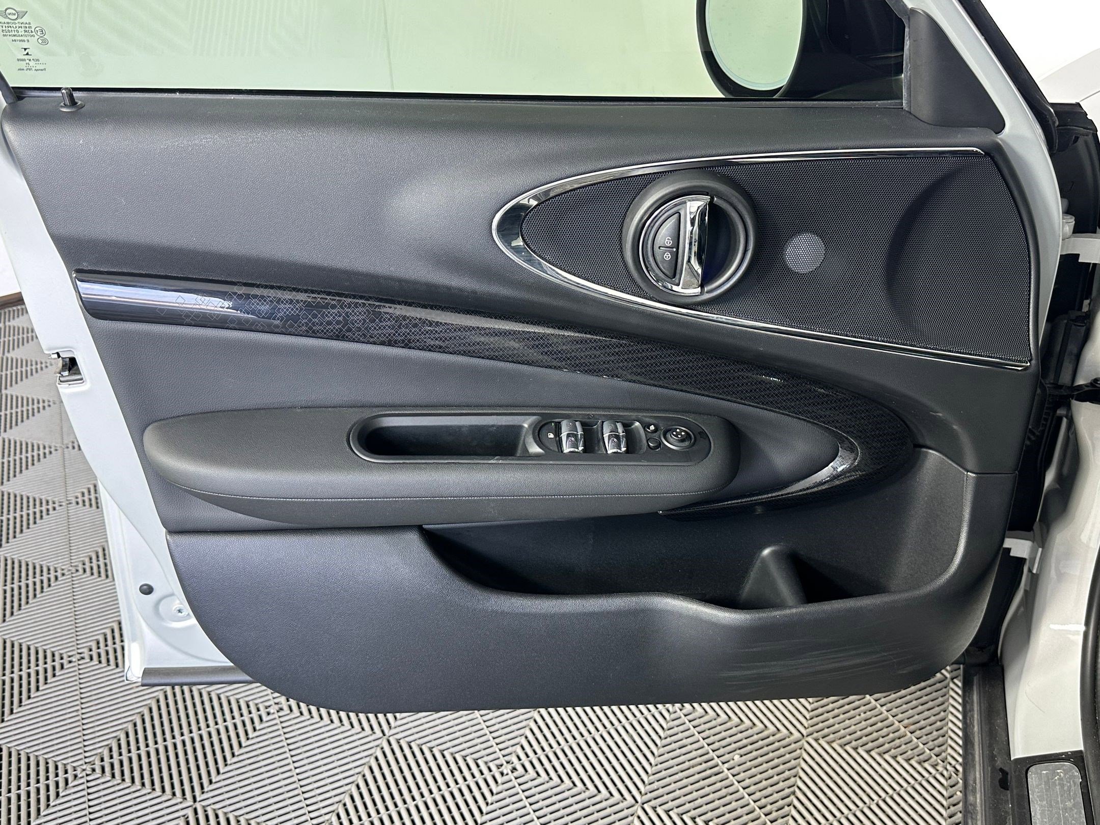 Used 2021 MINI Cooper Clubman S image 10