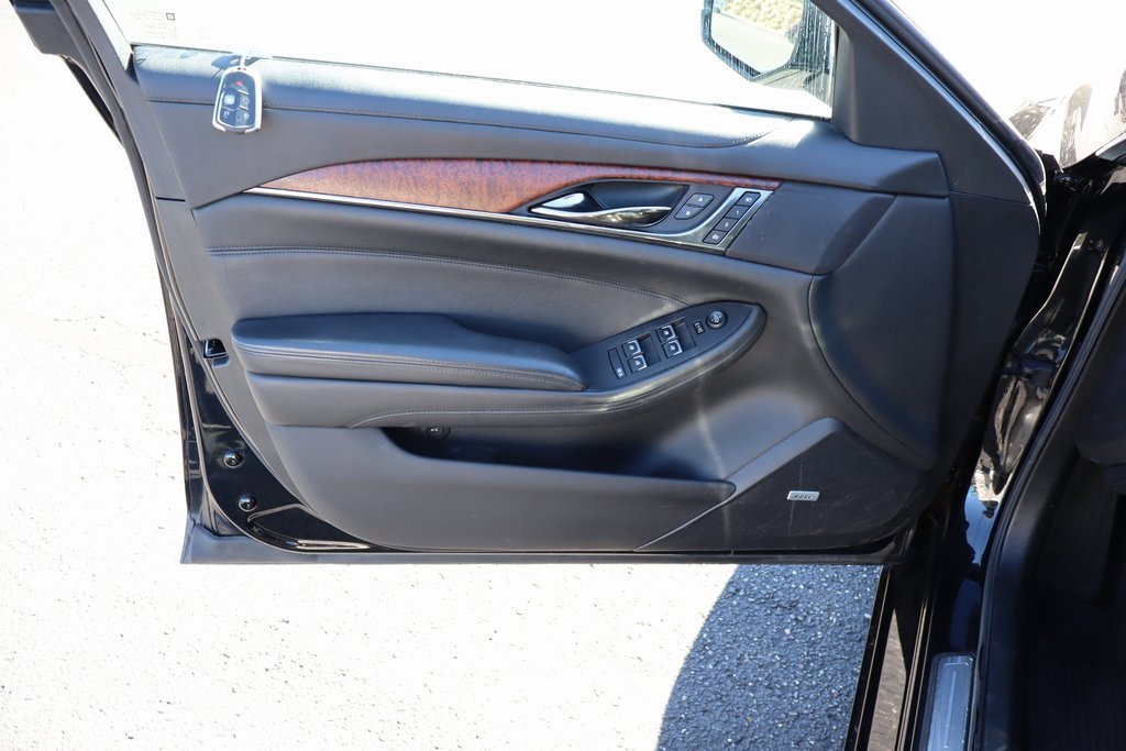 Used 2019 Cadillac CTS Luxury image 21