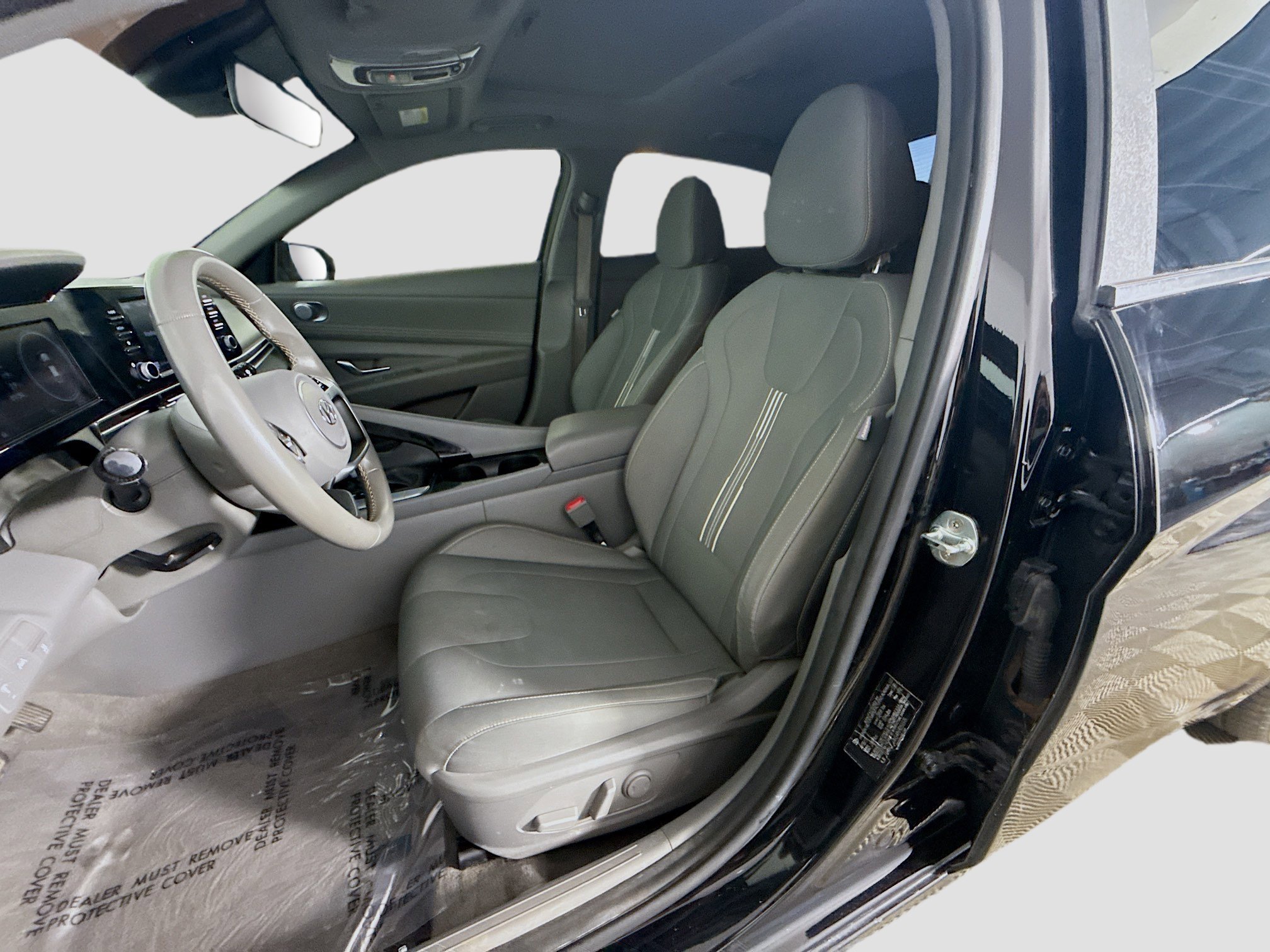 Used 2022 Hyundai Elantra SEL w/ Convenience + Premium Package image 21