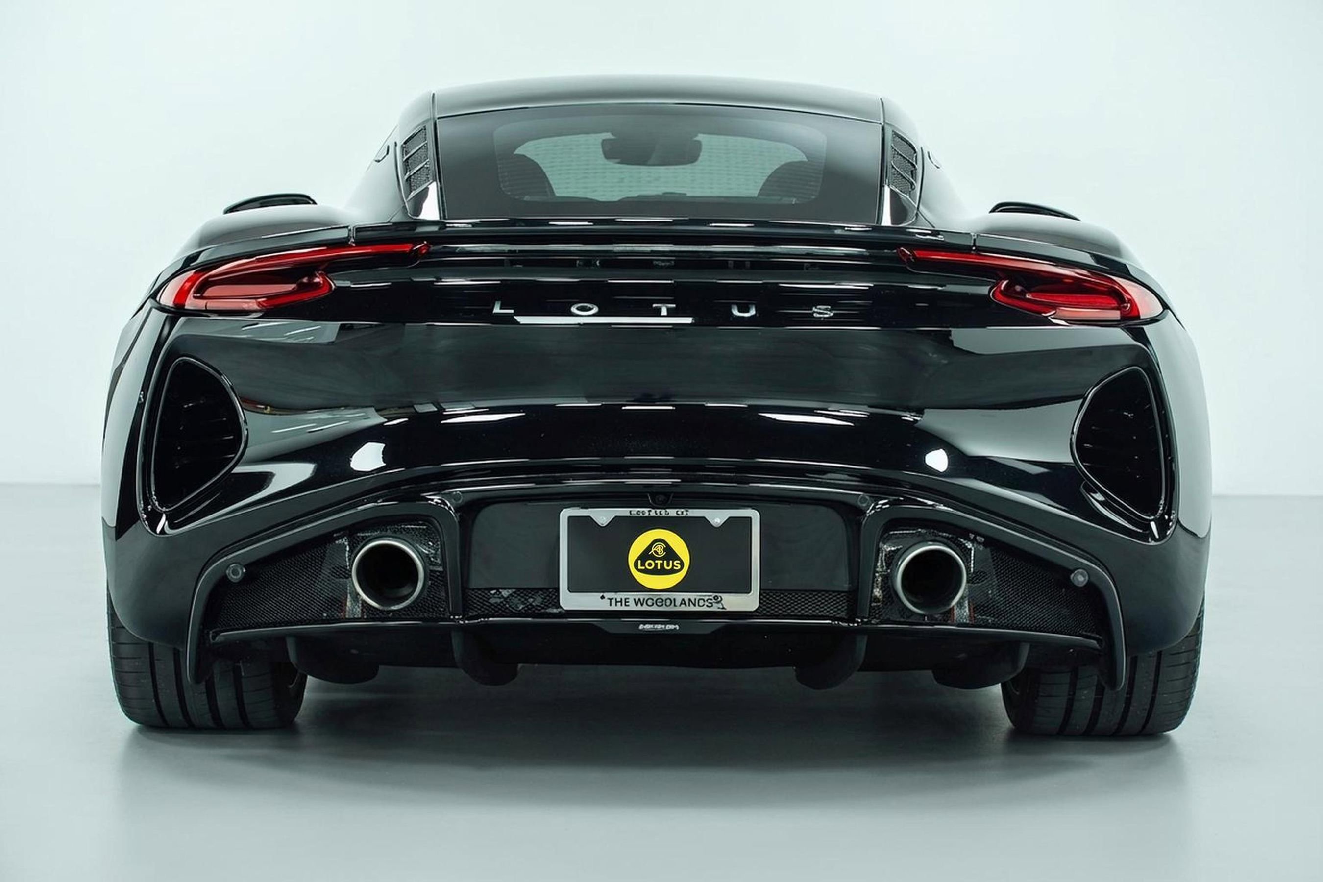 New 2025 Lotus Emira image 11