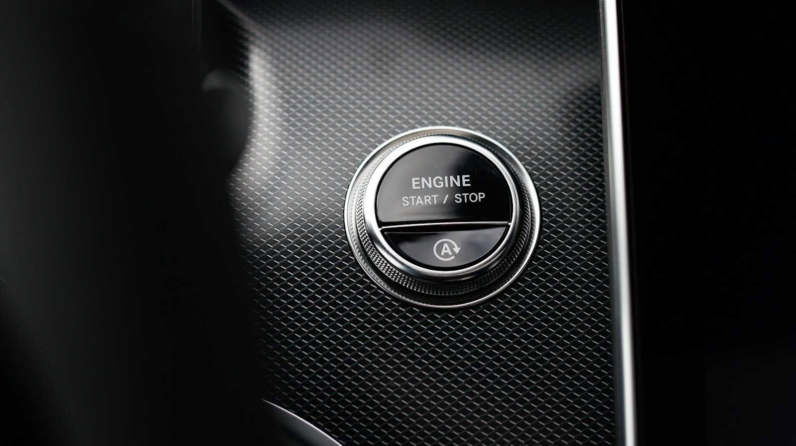 Used 2026 Mercedes-Benz C 300 4MATIC Sedan image 20