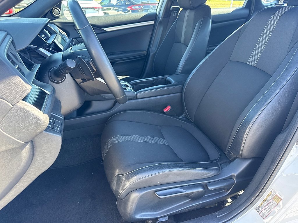 Used 2020 Honda Civic Sport image 11