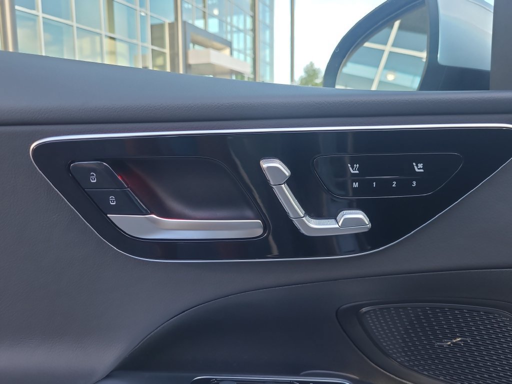 Certified 2026 Mercedes-Benz C 300 Sedan image 24