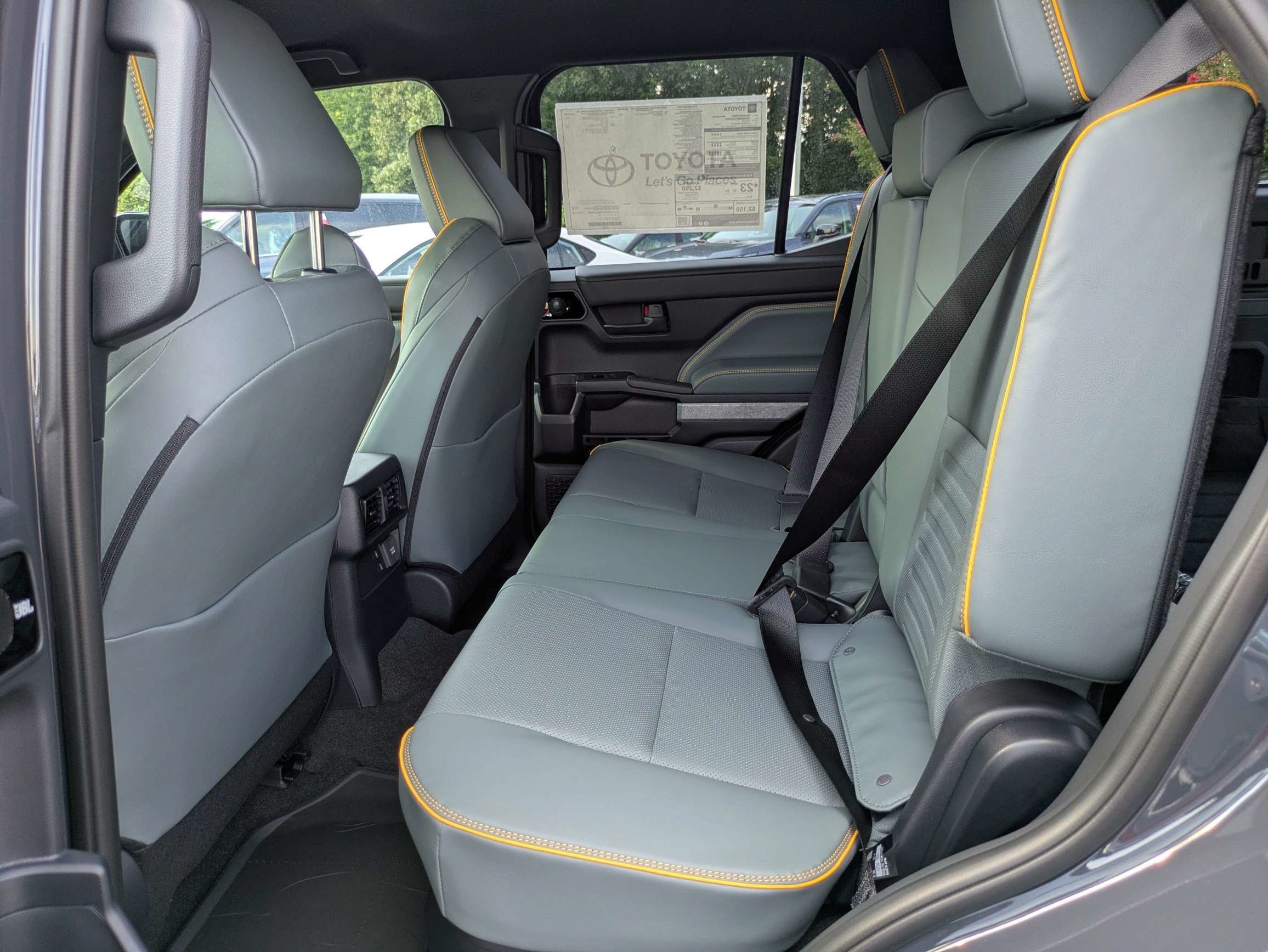 New 2026 Toyota 4Runner Trailhunter AWD/4WD image 16