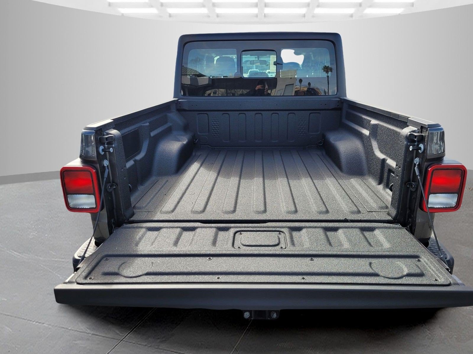 New 2026 Jeep Gladiator Sport AWD/4WD image 8