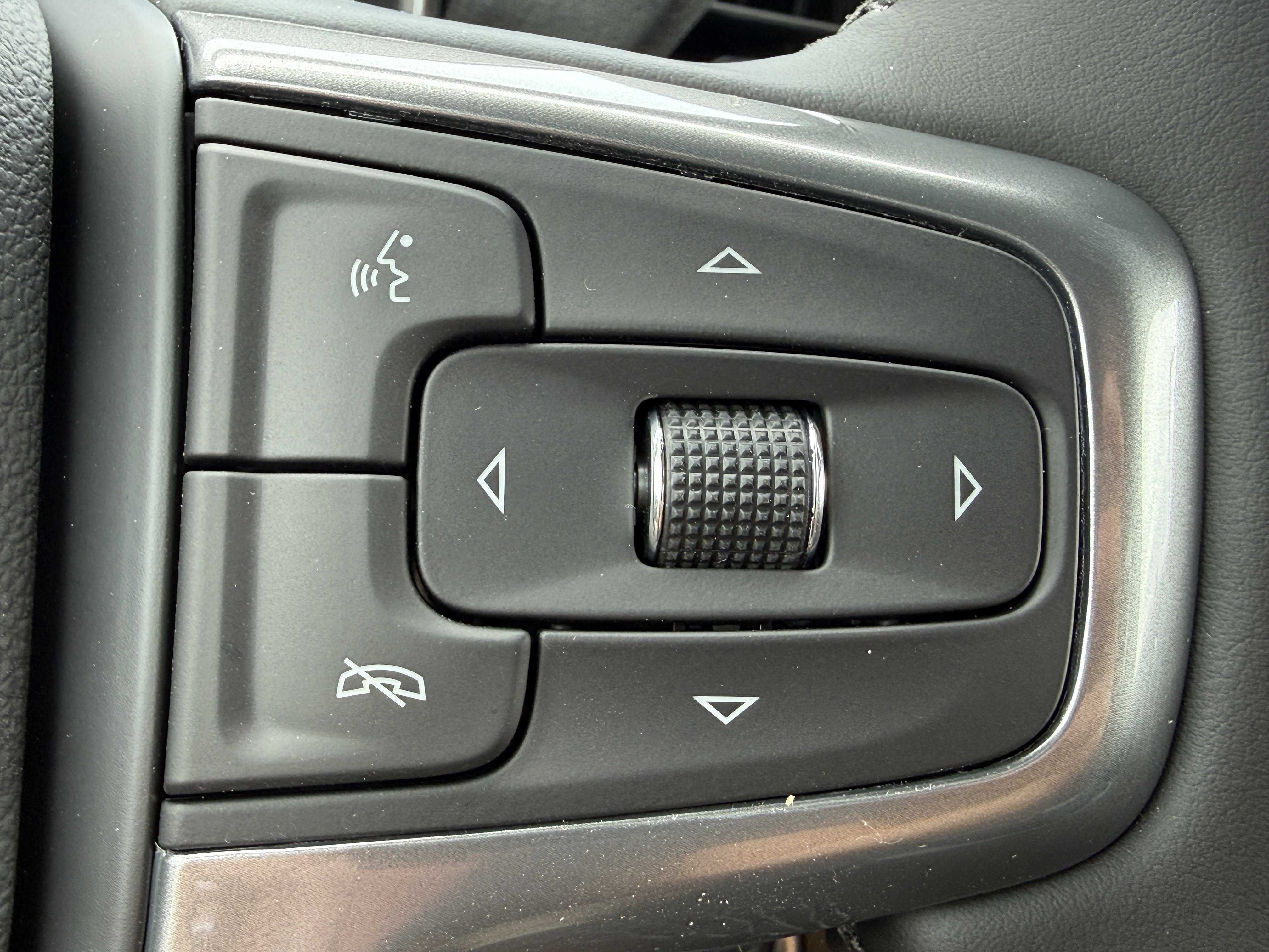 New 2026 Chevrolet Silverado 3500 LT image 31