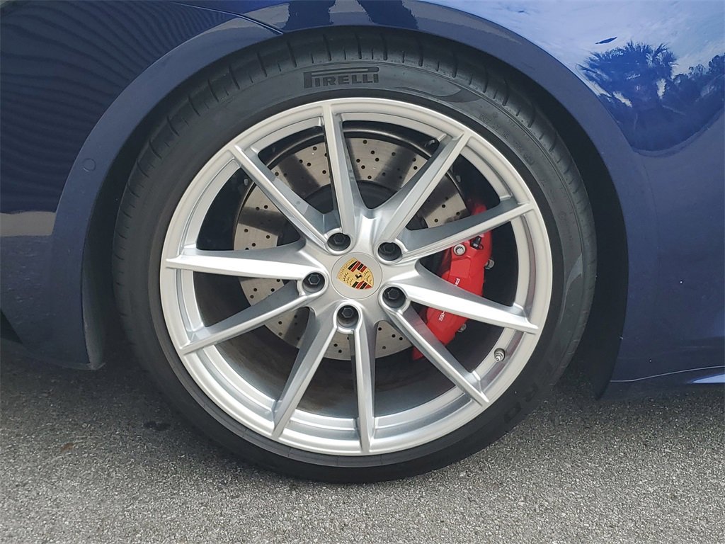 Used 2024 Porsche 911 Carrera GTS image 13